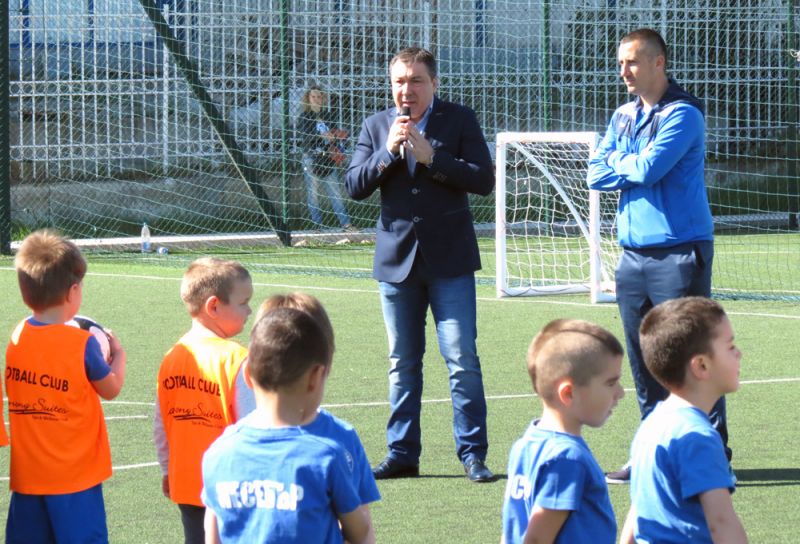 Турнир по футбол за детските градини  се проведе за втори път в Несебър (Снимки) - E-Burgas.com